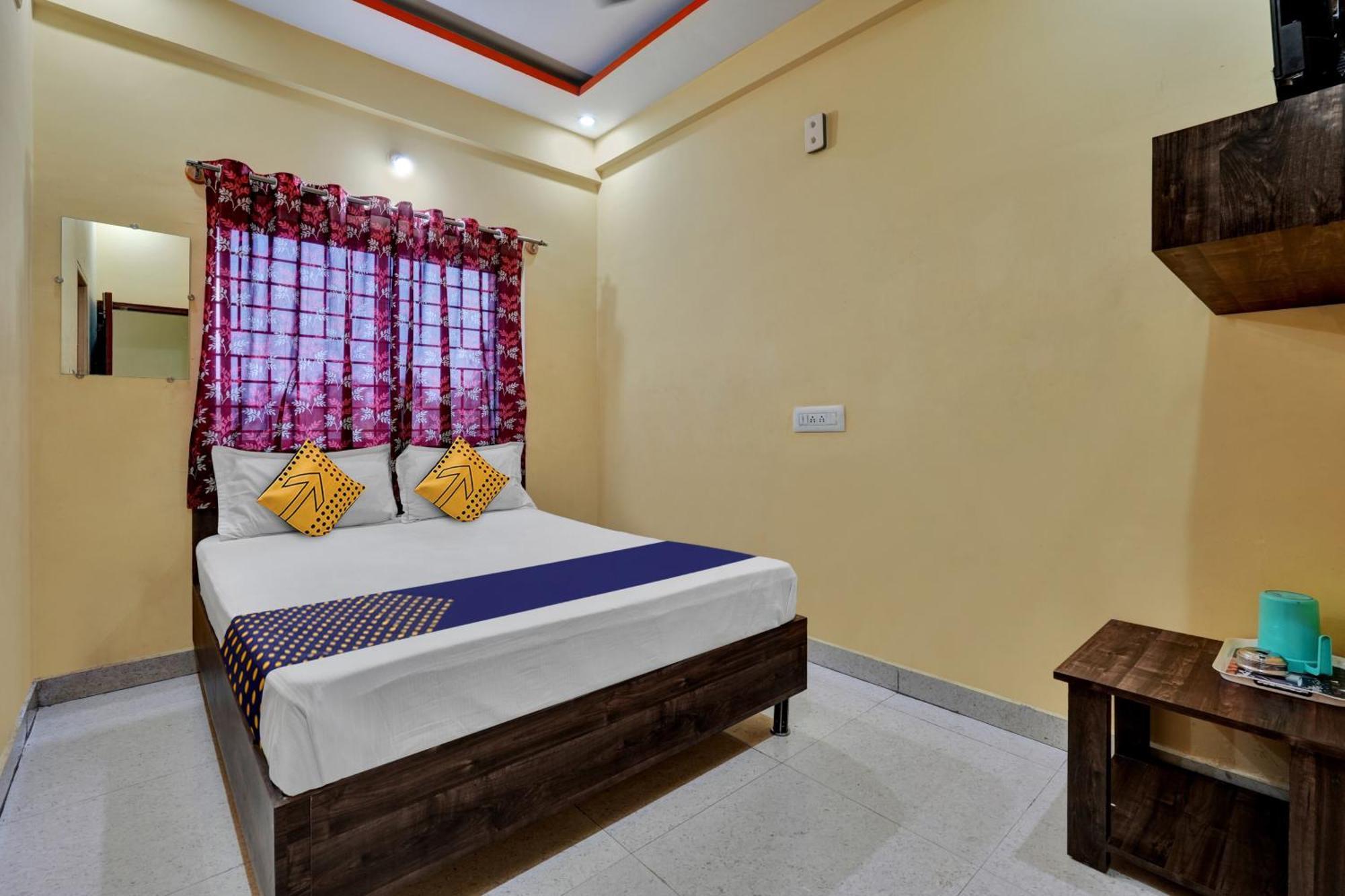 Spot On Anugraha Residency Hotel Kumbalgod Eksteriør billede